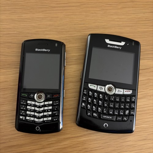 Blackberry pearl 8100 - blackberry, 8100,
