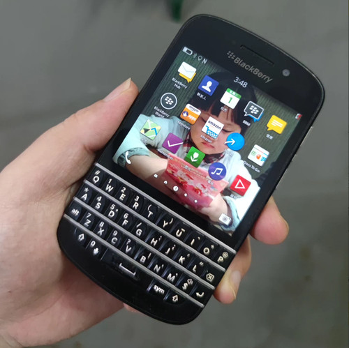 Blackberry q10 unlocked 1 - -, 3.1"