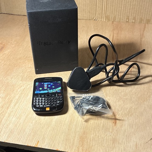 Retro blackberry curve 8520 - curve,
